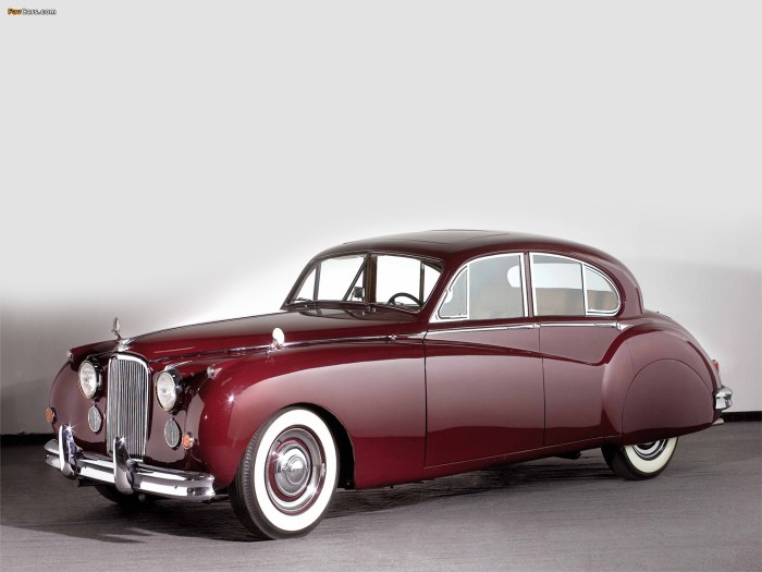 1951 Jaguar Mark VII: A Classic of British Engineering