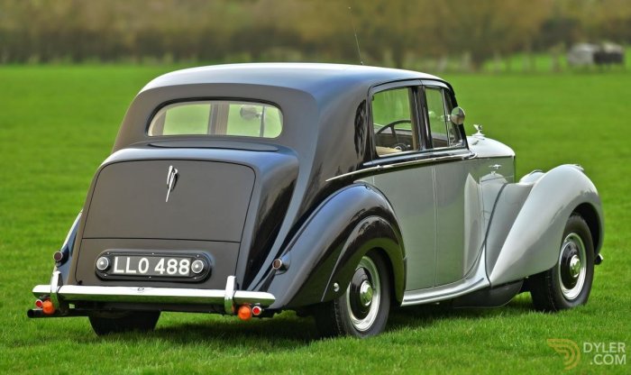 1950 Bentley Mark VI: A British Icon of Luxury and Performance