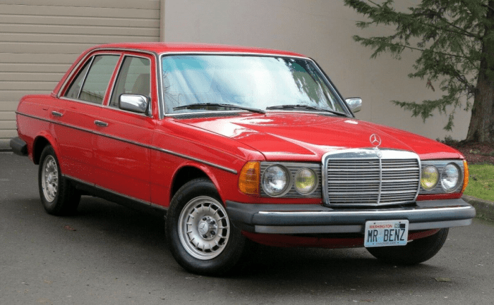 1985 Mercedes-Benz 300D: A Classic Sedan