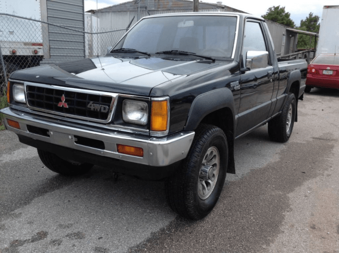 Mitsubishi max mighty 4x4 1988 l200 speed cylinders spx manual barnfinds 4wd survivor article