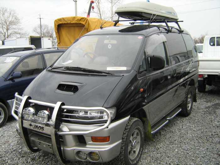 Mitsubishi 1997 delica enlarge