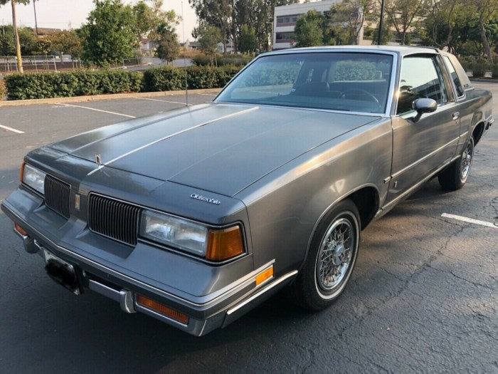 Cutlass 1988 oldsmobile supreme brougham bringatrailer