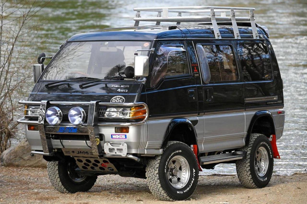 1992 Mitsubishi Delica