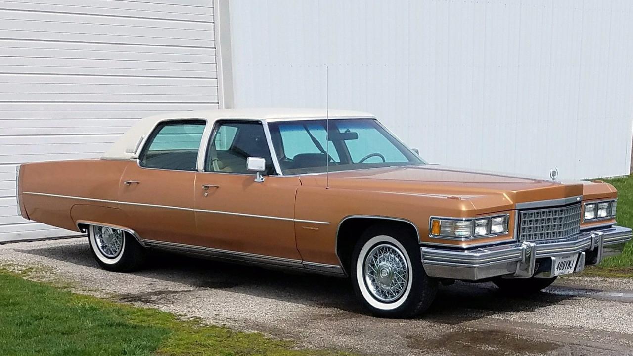 1976 Cadillac Fleetwood Brougham D'elegance