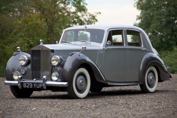 1954 Rolls-Royce Dawn: A Timeless Classic