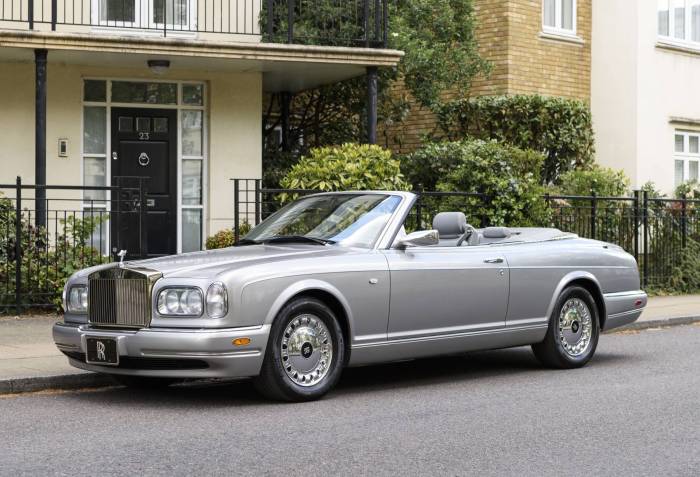 2000 Rolls-Royce Corniche V