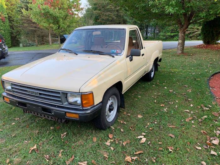 Toyota pickup 1988 blue cab extra 4wd sale 4cyl clean very auto rare other cumberland maryland states united