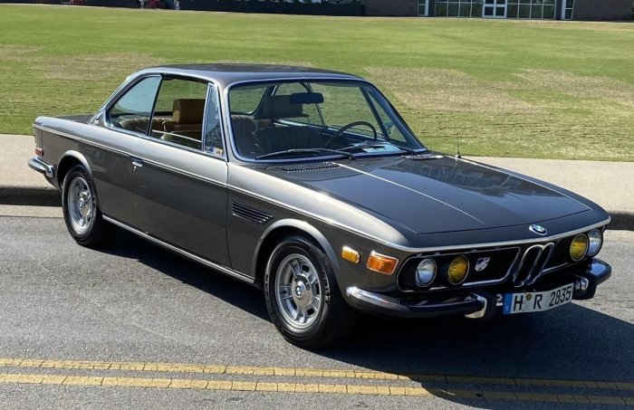 1971 BMW 2800CS: A Classic Sports Car