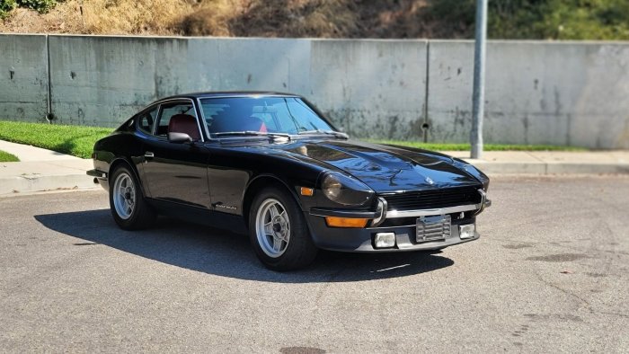 1972 Datsun 240Z: A Sports Car Revolution