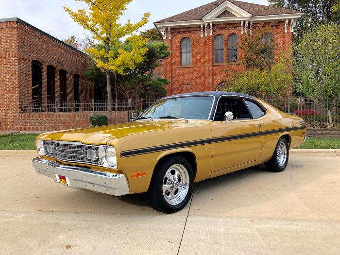 Duster 1973 plymouth momentcar msrp