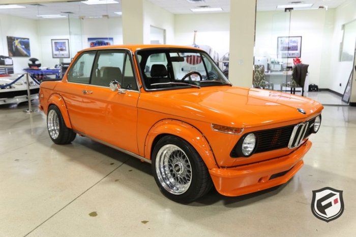 Bmw 2002 1976 sale model