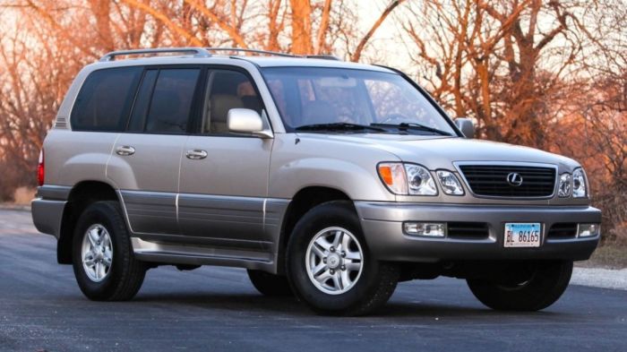 2000 Lexus LX470