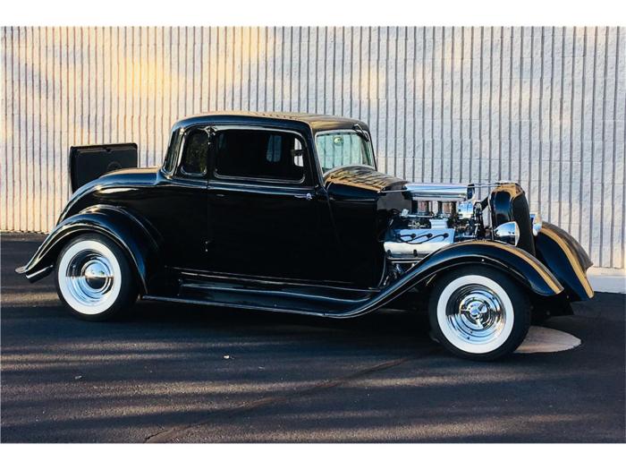 1933 Plymouth 2-Dr Coupe