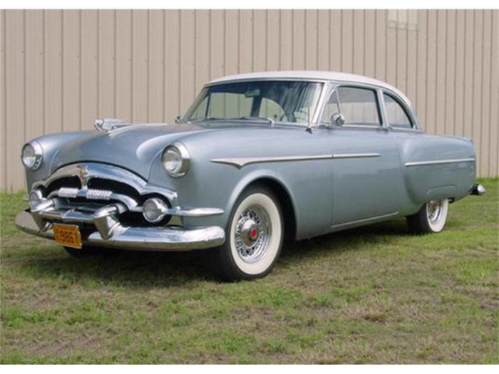 1953 Packard Clipper: A Glimpse of American Automotive Luxury