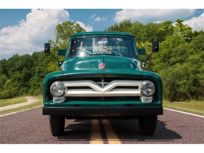 1955 Ford F350: A Classic Trucks Legacy