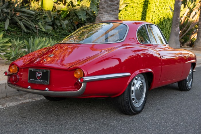 Alfa 1960 giulietta romeo sprint speciale bertone rm sotheby fuller erik monterey auctions airows car