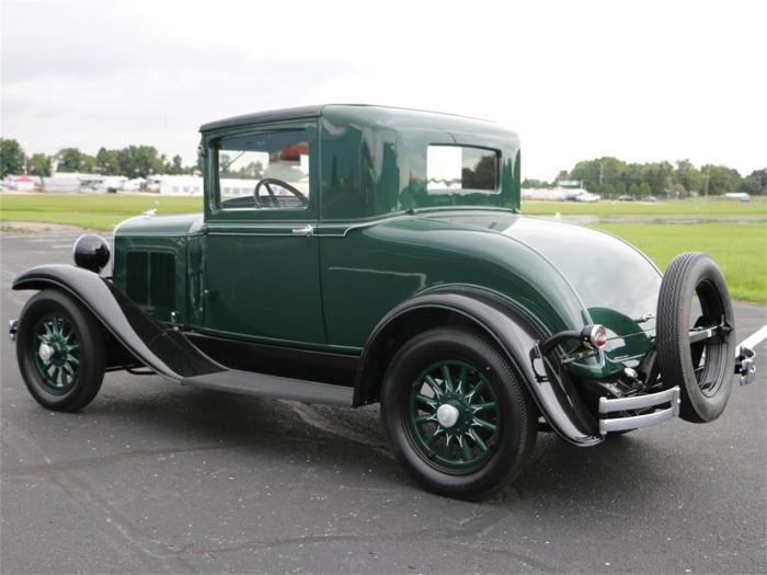 1929 Plymouth Coupe: A Classic American Automobile