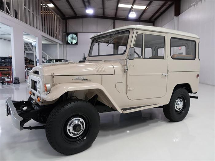 Cruiser 1967 land fj40 auctions toyota rm