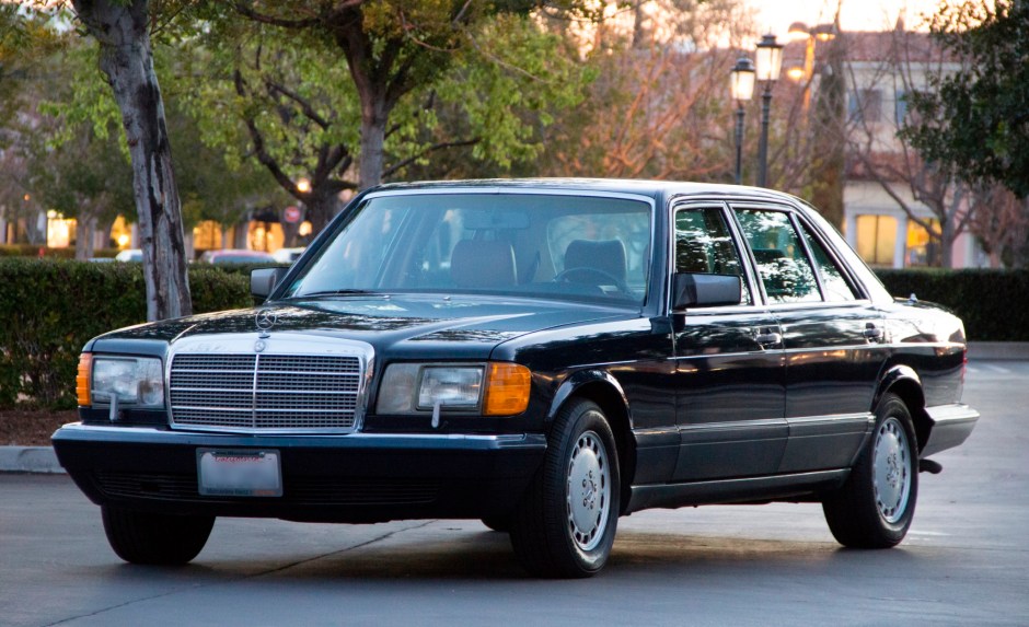 1991 Mercedes-Benz 420SEL: A Luxurious Icon