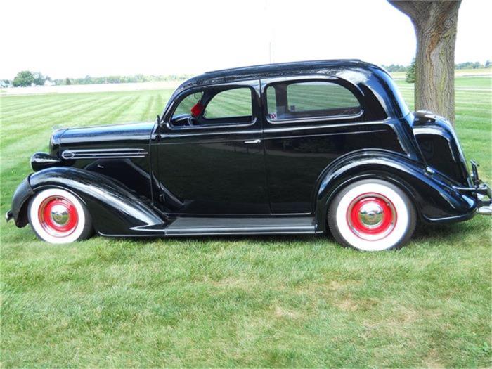 1936 Plymouth P2: A Classic American Automobile