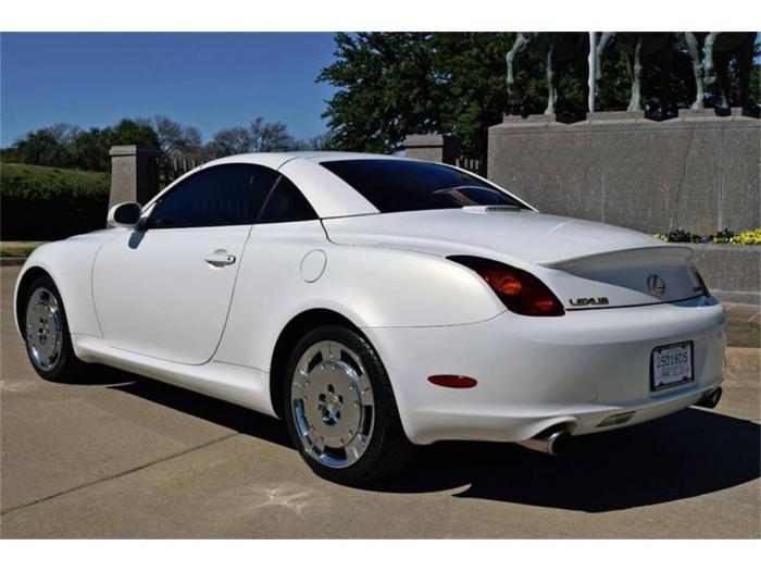 2003 Lexus SC400: A Timeless Luxury Coupe