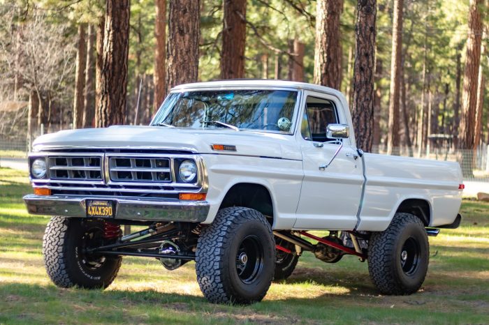 F100 stepside 1971 lifted