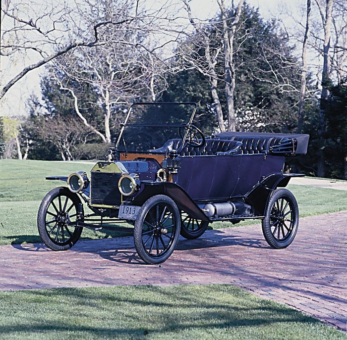 1913 Ford Model T: The Car That Changed America