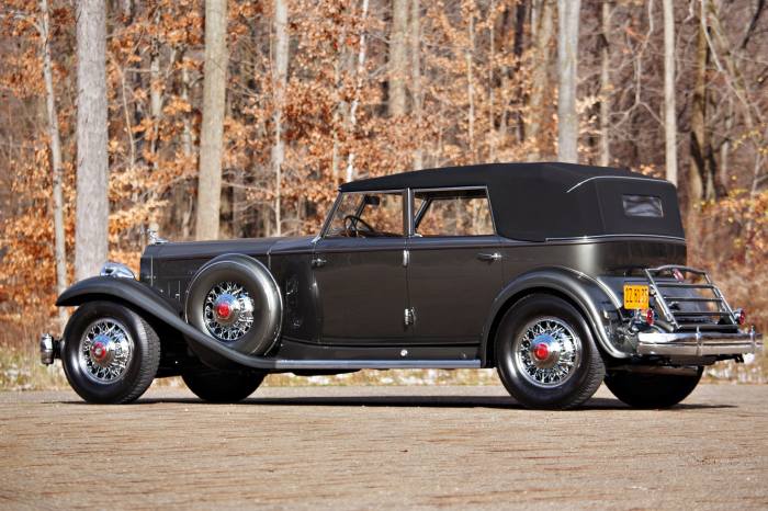 1932 Packard Twin Six: A Classic American Luxury Car