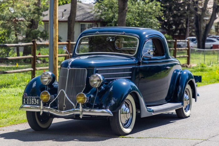 Ford 1936 sedan door custom two auctions rm