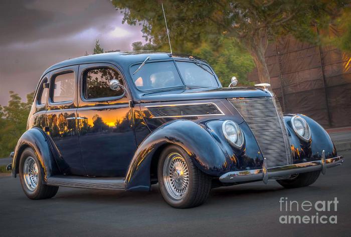 1937 Ford 4-Dr Sedan: A Classic American Icon