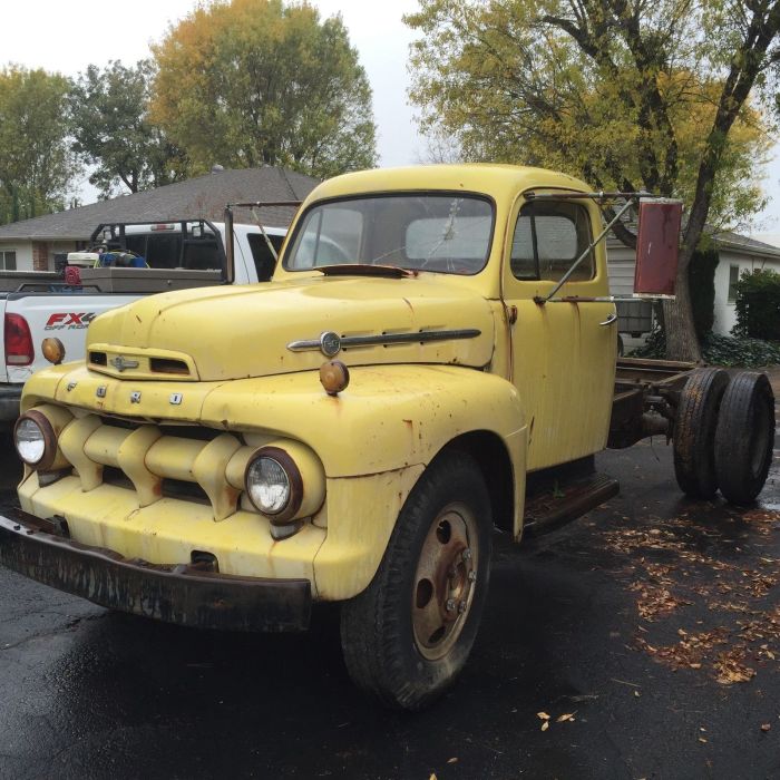 1951 Ford F6