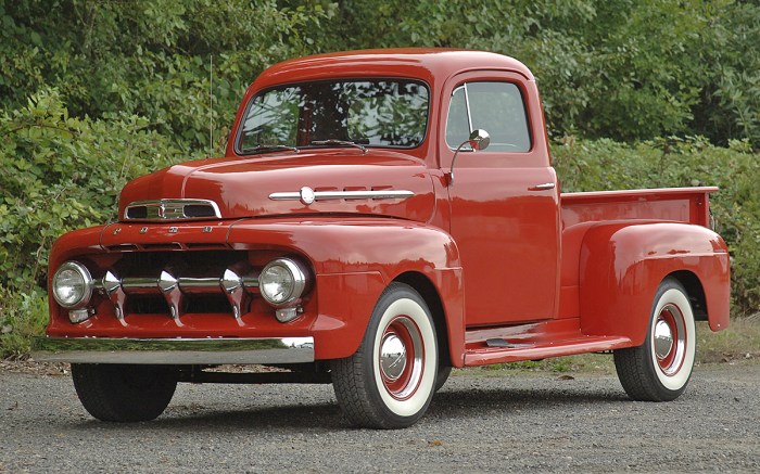 1952 Ford F1: A Classic Trucks Legacy