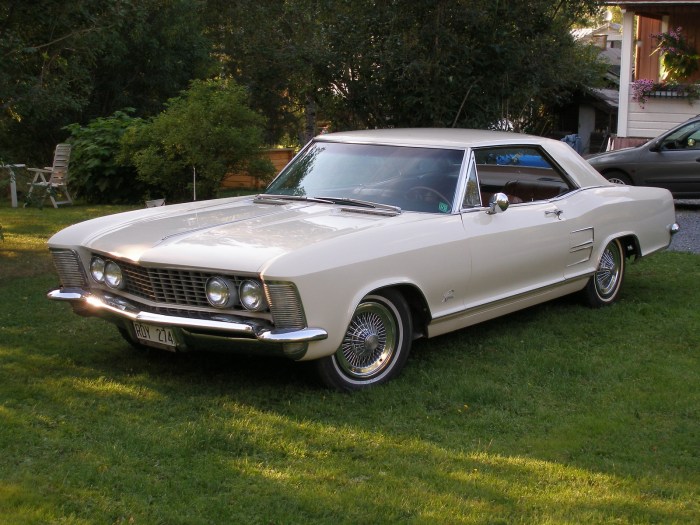 1963 Buick Riviera