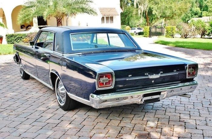 1966 Ford LTD: A Classic American Sedan