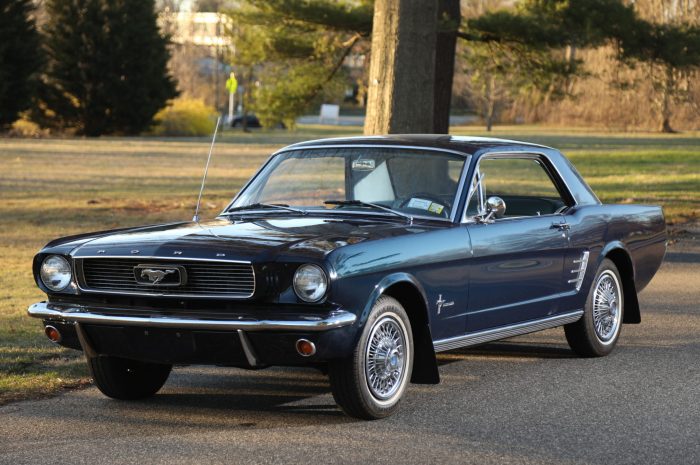 1966 mustang hardtop