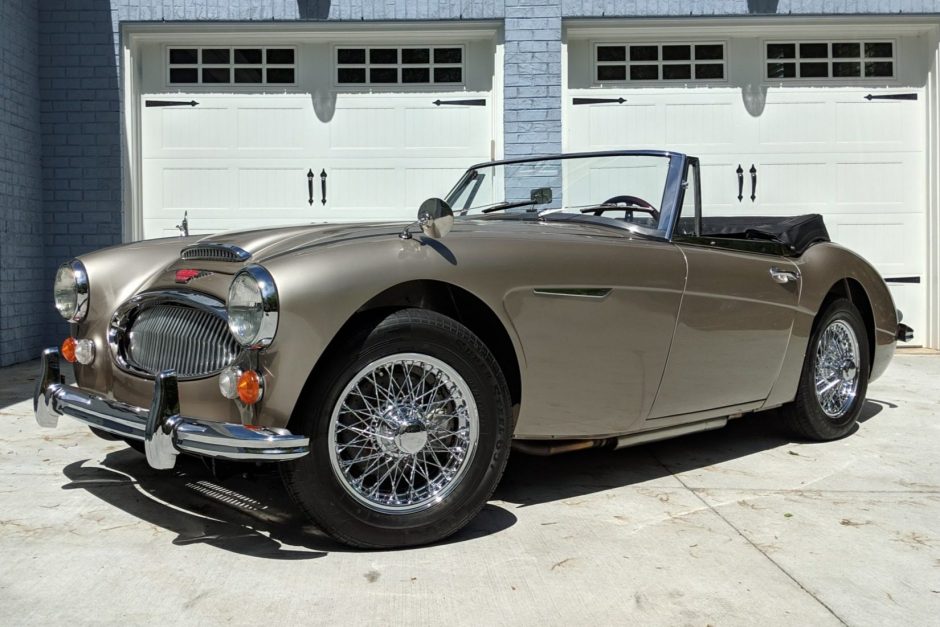 Healey bj8