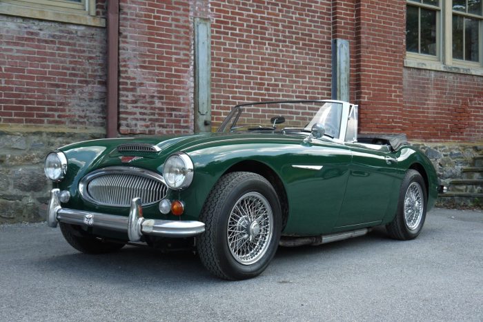 Austin healey bj8 3000 1967 green racing largely britsh mileage low original