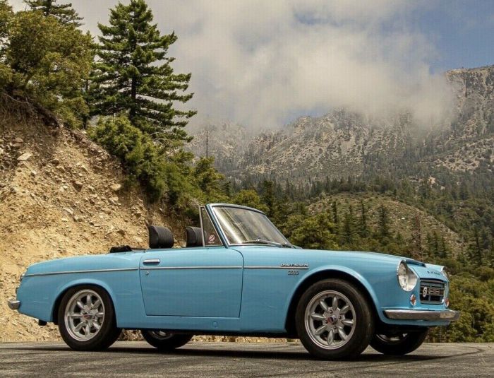 1968 Datsun Roadster: A Japanese Sports Car Icon