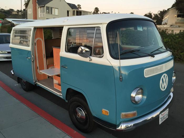 Vw bus 1971 westfalia weekender camper volkswagen sale originally restored beautiful vanagon magazine cars