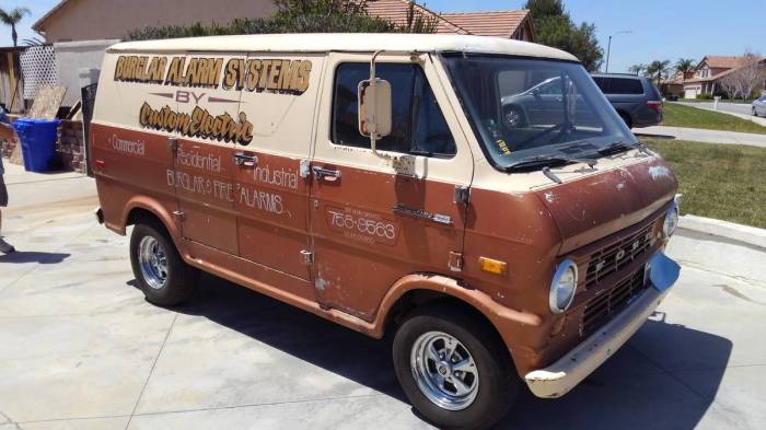 1971 Ford Econoline