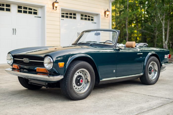 1972 Triumph TR6: A British Sports Car Icon