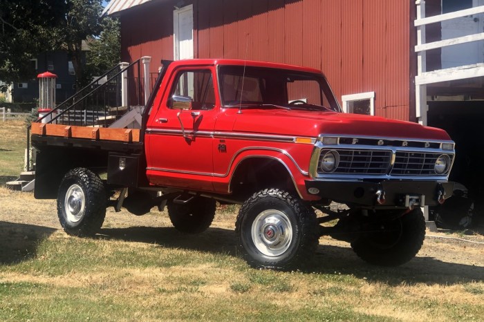 1974 Ford Flatbed Truck