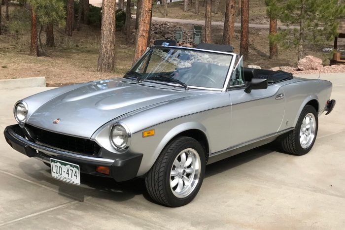 Fiat spider 1979 classic vin screen full return lot previous