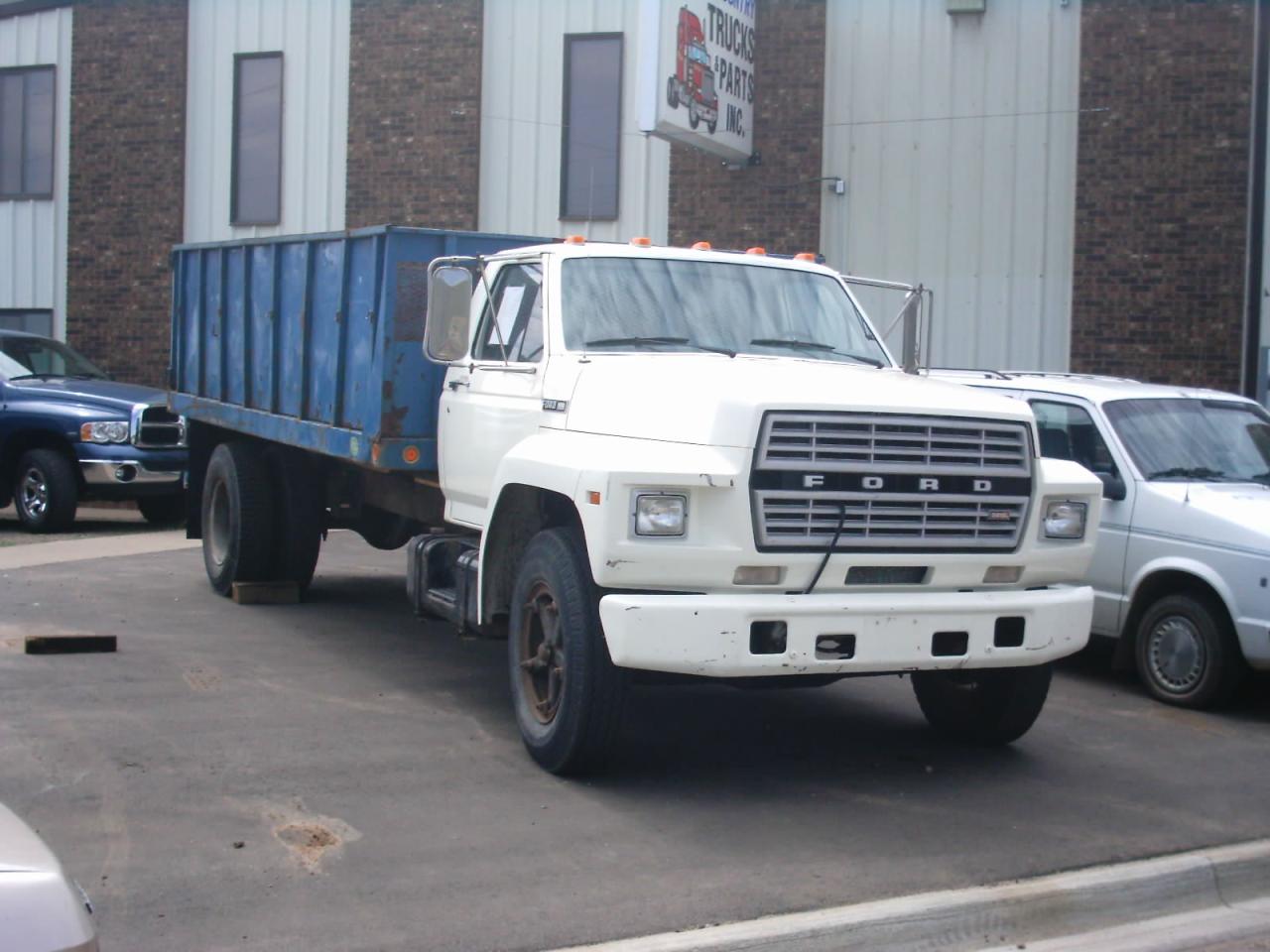 2000 Ford F600