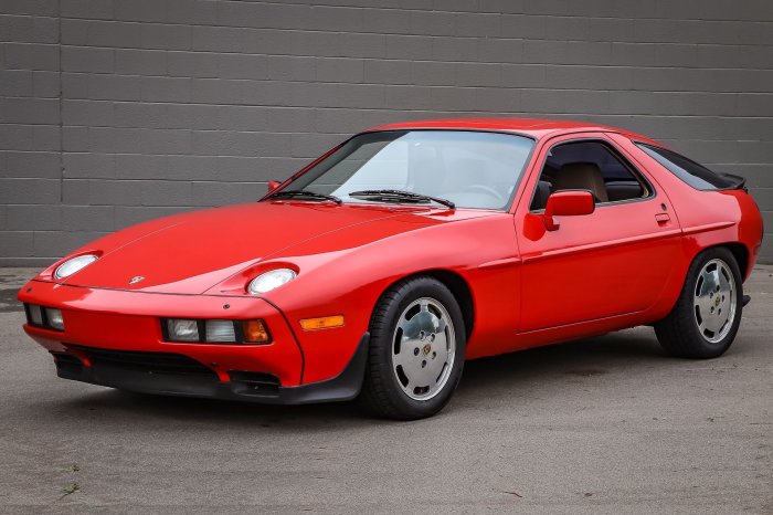 1984 Porsche 928