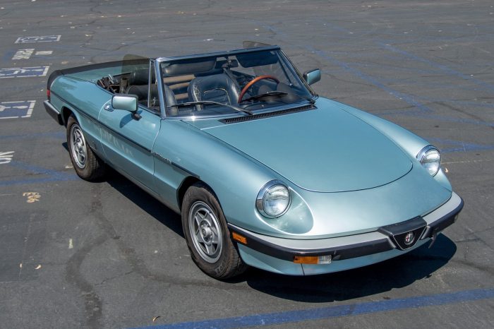 1984 spider alfa romeo momentcar