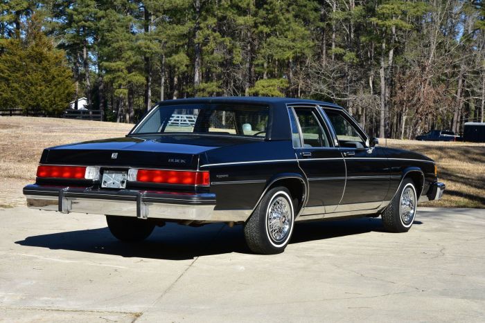 Buick 1985 lesabre collectors 5k