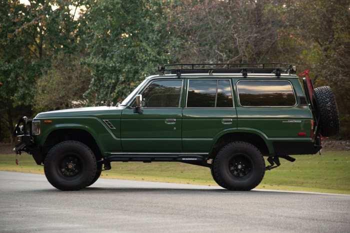 Cruiser land toyota hj60 1989