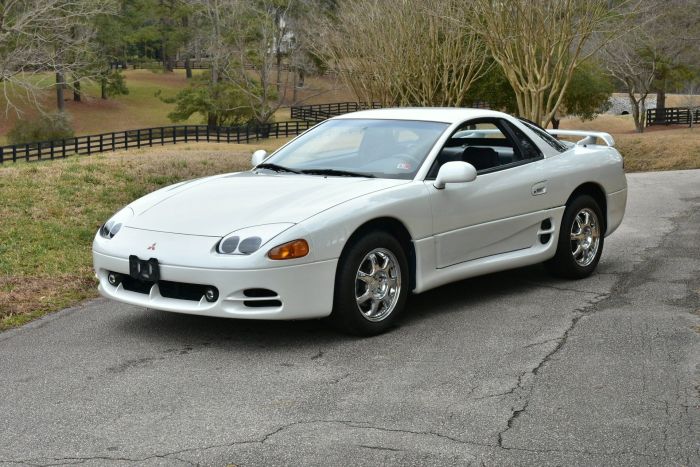 1995 Mitsubishi 3000GT: A Look Back at a Japanese Sports Car Icon