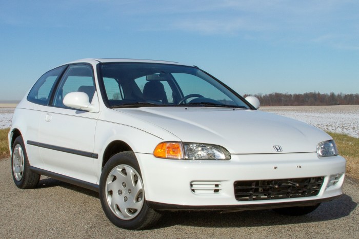 1995 hatchback vin